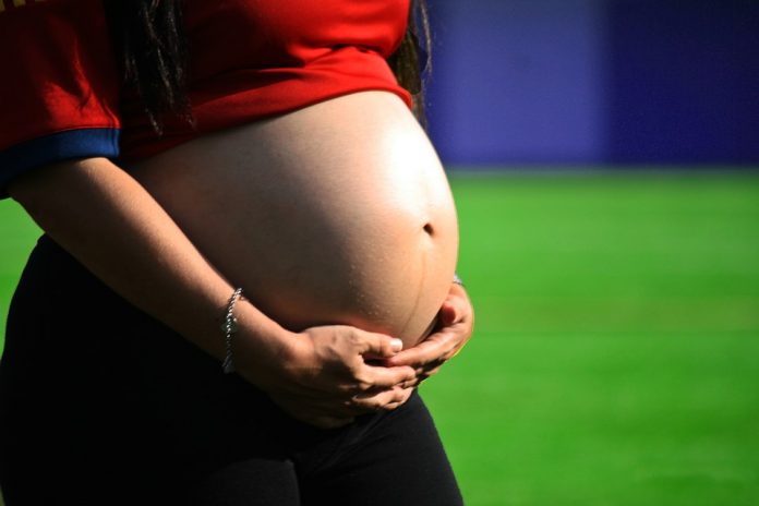 Una joven asegura darse cuenta de su embarazo, 45 minutos antes de dar a luz