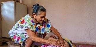 IMSS Bienestar reconoce el trabajo de las parteras en comunidades rurales