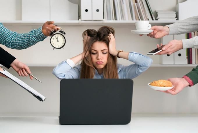 7 maneras de reducir el cortisol (la hormona del estrés) en el trabajo