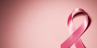 Entre 10 y 12 mujeres mueren al día en México por cáncer de mama