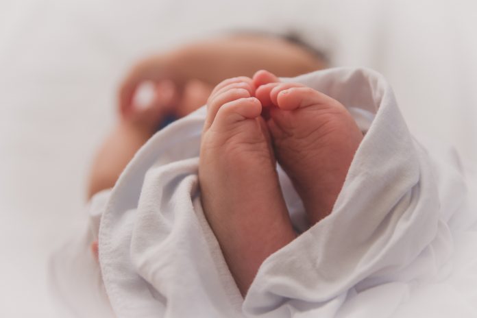 Conmoción en el mundo médico por bebé que nació sin rostro