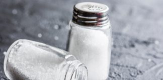Recuerda que consumir menos sal le ayuda mucho a tu organismo