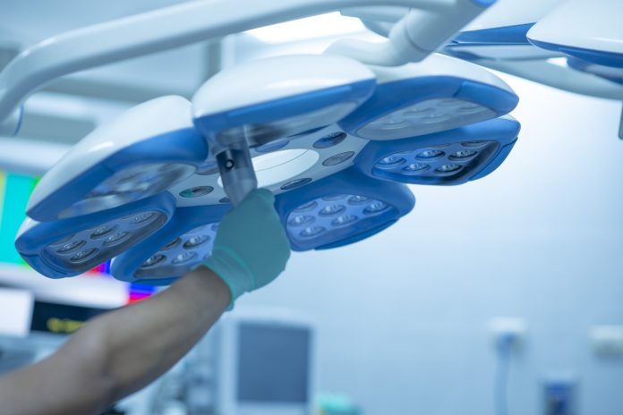 Cirujanos consiguen reimplantar el pene a un paciente con antecedentes de esquizofrenia paranoide