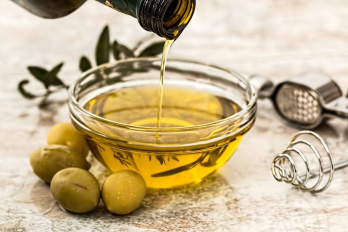 Científicos del IPN estudian las propiedades del aceite de oliva contra el parkinson