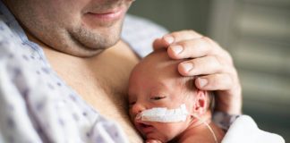 La primera respiración del bebé puede ser clave para evitar la muerte de cuna