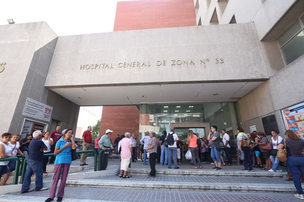Mexicanos no acuden al servicio médico público, revela encuesta