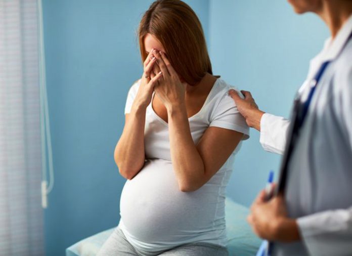 Cambios en el estado de ánimo de las embarazadas pueden afectar al bebé
