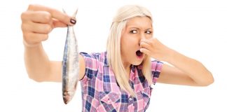 Percibir un fuerte olor a pescado, podría ser nuevo síntoma de Covid-19