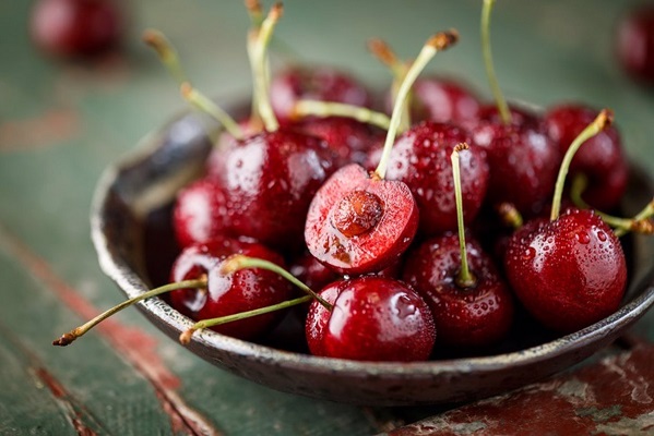Estas son las frutas que puedes comer en las noches, según expertos