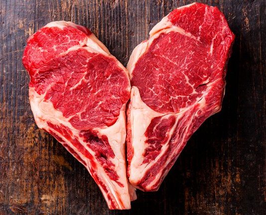 ¿Cuánta carne roja deberíamos comer en un día?