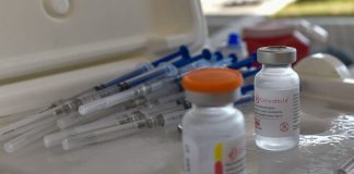 Retrasar segunda dosis de vacuna antiCovid podría disminuir muertes