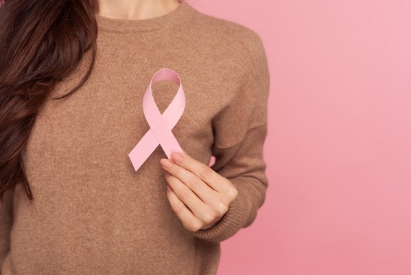 Investigadores de la UNAM hallan gen que podría ser la causa del cáncer de mama