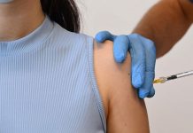 Quién debe aplicarse la vacuna contra el VPH