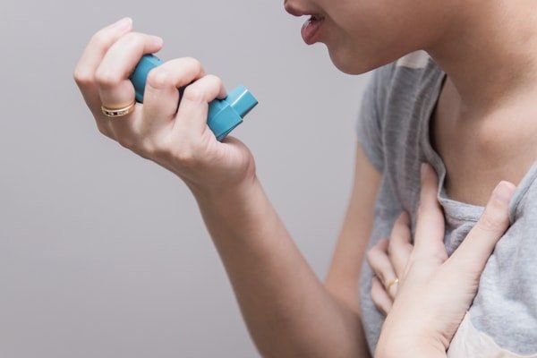 Menos de 10% de mexicanos que padecen asma están bien controlados