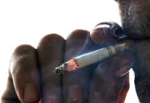 Estudio ve “muy probable” que tabaquismo empeore Covid-19