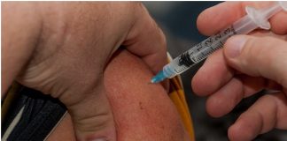 La vacuna de refuerzo antiCovid será “para todos” en México